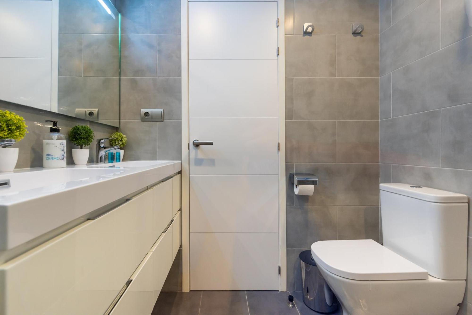 Apartment Wintowinrentals Executive In Ocean House Complex Torremolinos